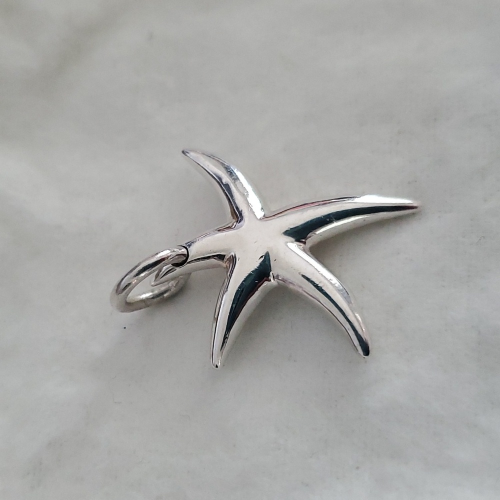 Sterling silver Starfish pendant